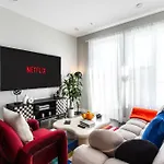 Cozy And Spacious Apartment\'S In The Heart Of La